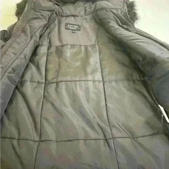 Gallery Faux Fur Zipper Button Down Winter Coat in Black size 10 - Picture 4 of 8